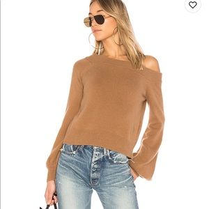 LPA sweater camel colored Small